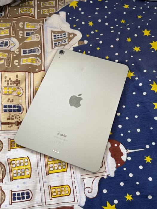 Продаю iPad Air M2