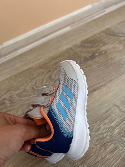 Маратонки adidas за деца