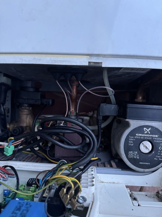 Dezmembrez centrala Ariston Microgenius plus