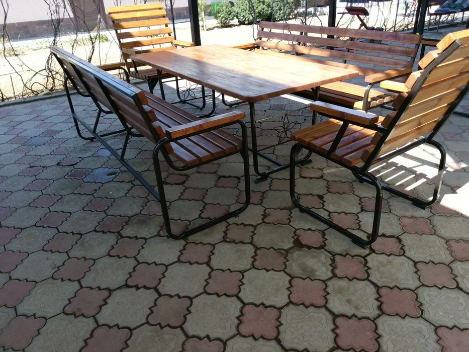 Мода , тренд , лофт скамейки