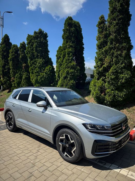 VOLKSWAGEN Touareg 2025 — imagine 2