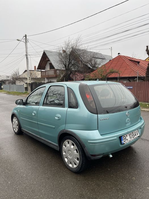 Opel corsa 2005 impecabila