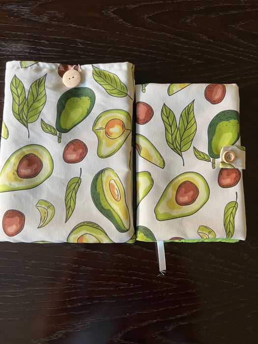 Подвързии за книга (дрешка за книга)