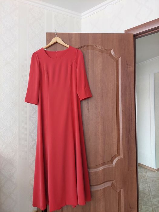 Платья вечернее женское