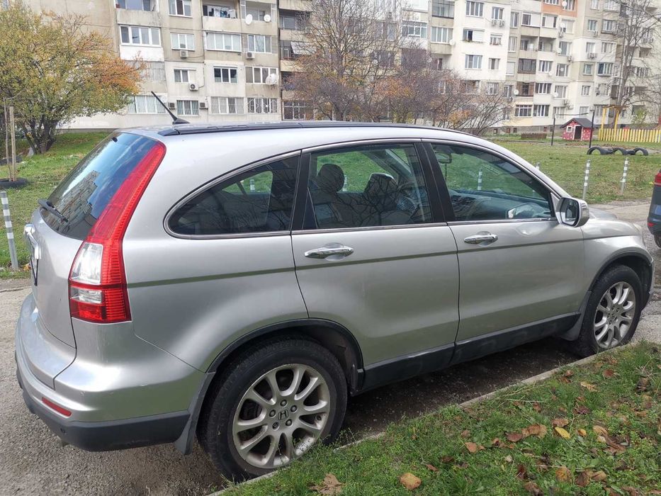 Honda CR-V 2010, бензин
