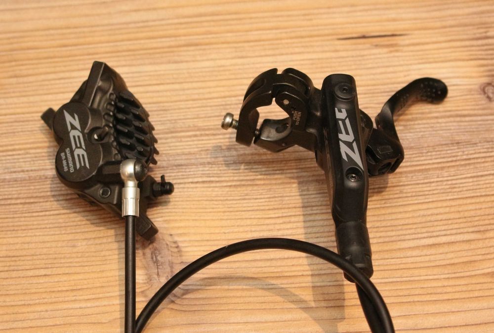 LEGENDA: Set frâne Shimano Zee M640 - 4 Pistoane - MTB Enduro / Downhill