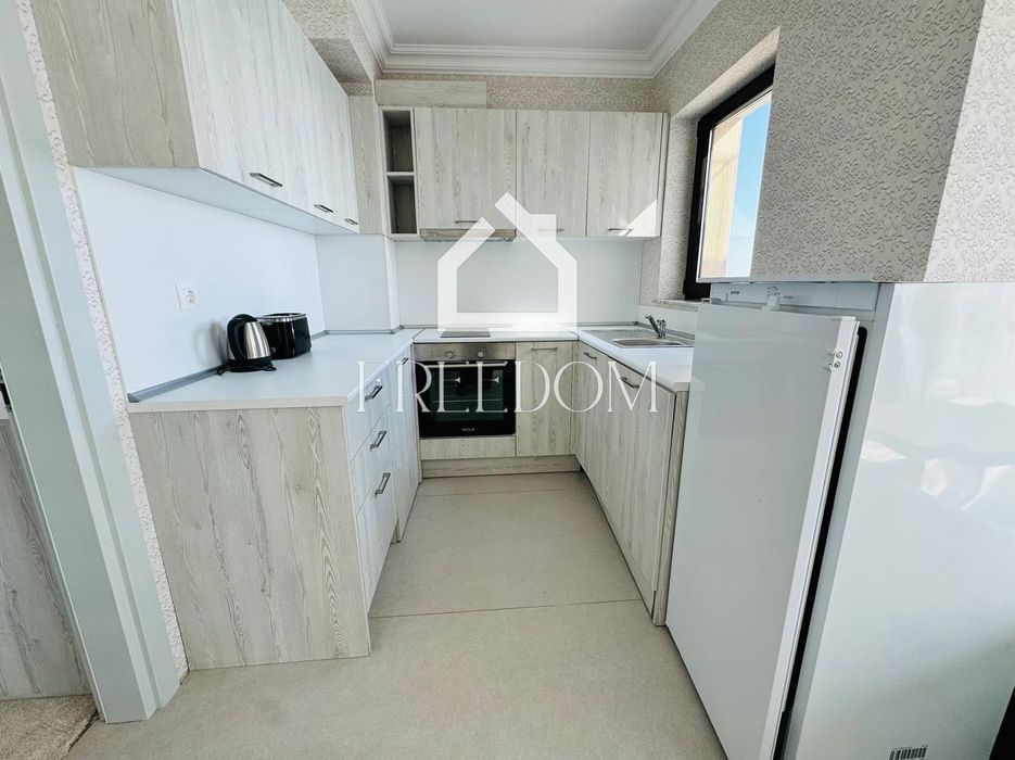 Четиристаен апартамент, кв. Ален Мак, 2 000 евро