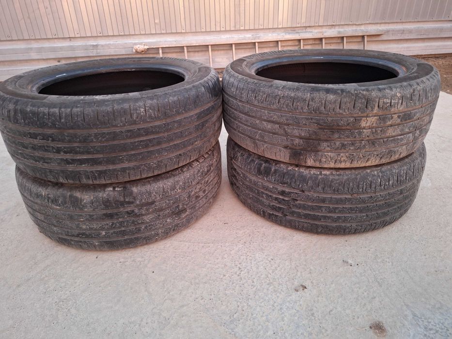 Летни шины 215/55/17