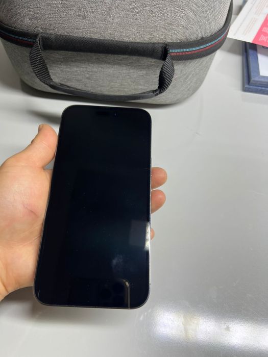продам Apple 14 pro max