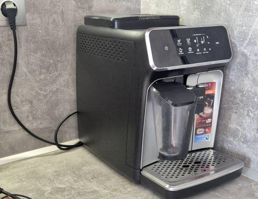 Кафе автомат Philips LatteGo 2200