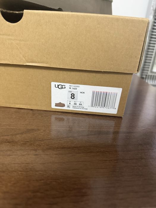 Saboti Ugg tazz