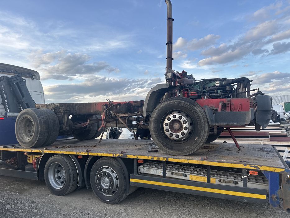 Dezmembrez Volvo FL220 FL6e42R