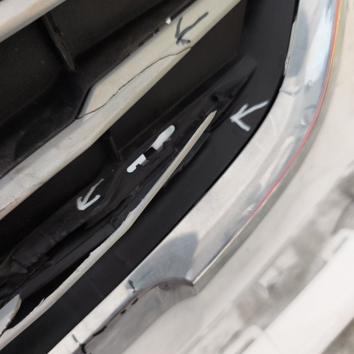 Bara fata Ford Focus 4 an 2018-2019-2020-2021-2022