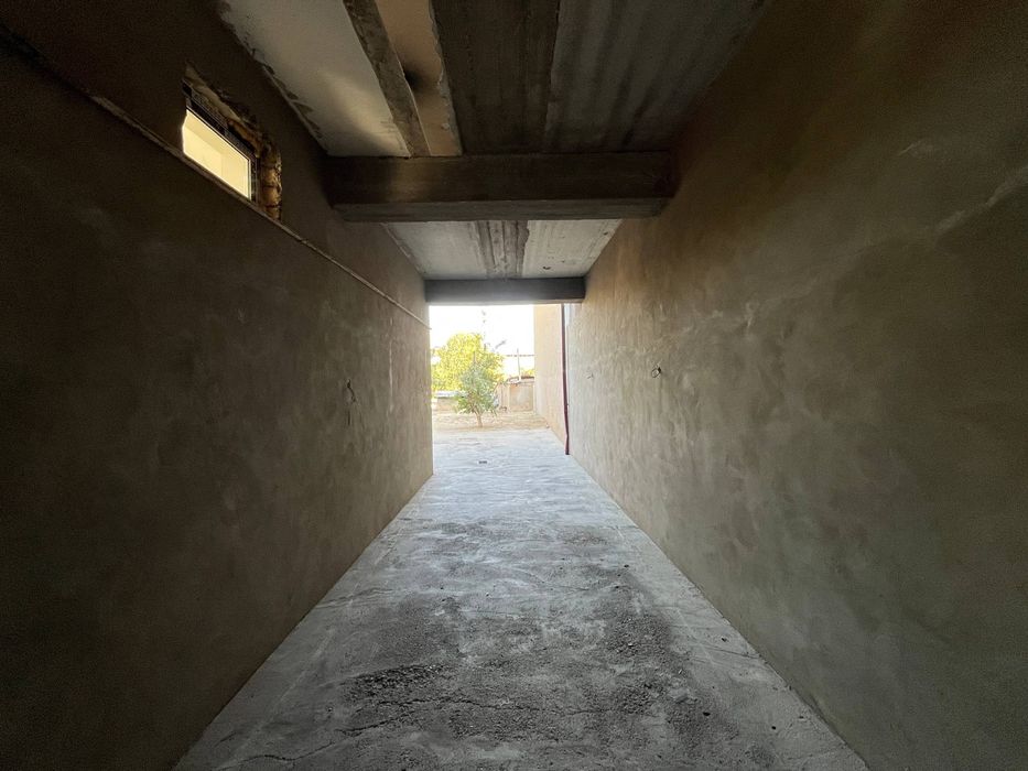 Sotiladi 12 sotik yer toshkent tumani uch qaxramon postdan 2 km