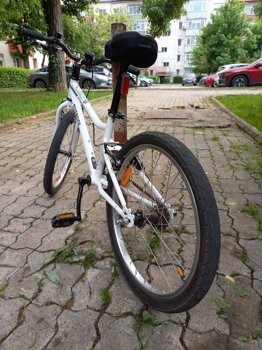 Vând bicicletă 20 "