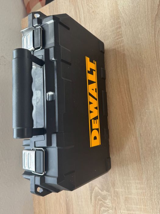 Șurubelniță electrica articulată DeWalt DC600