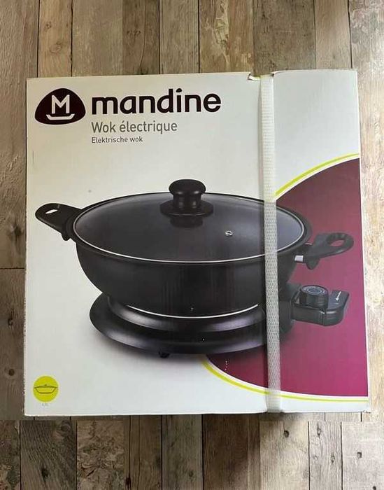 Wok electric Mandine, 4.5 Litri, 1400W, invelis anti-aderent - NOU!