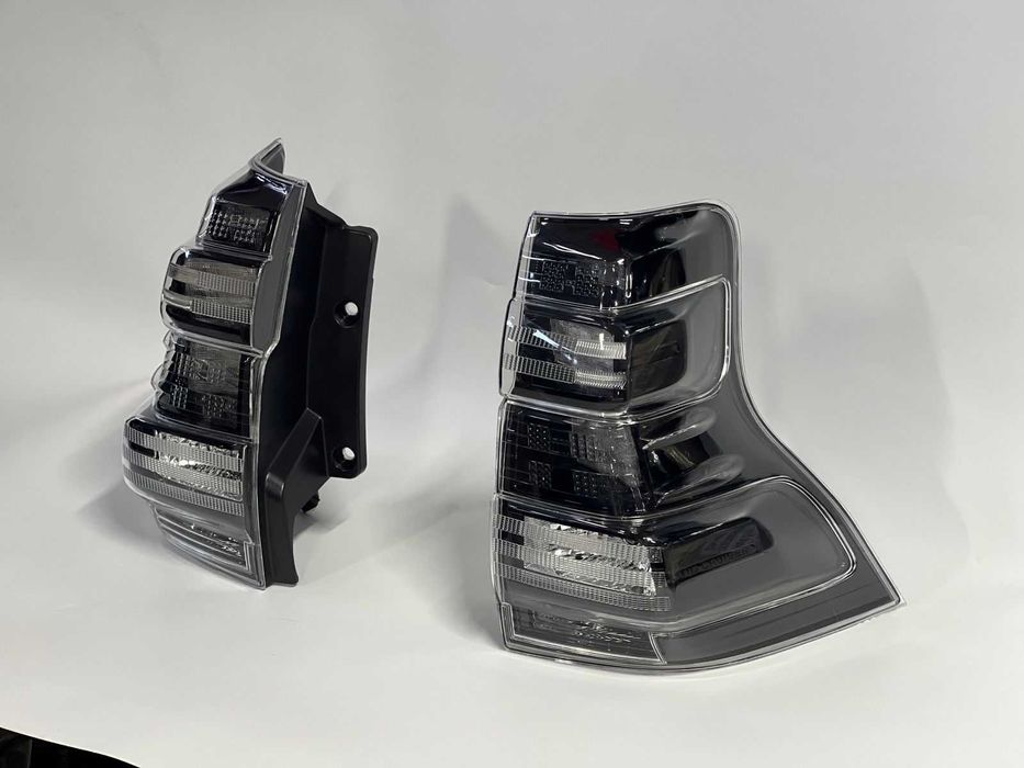 Задний фонарь на Prado 150