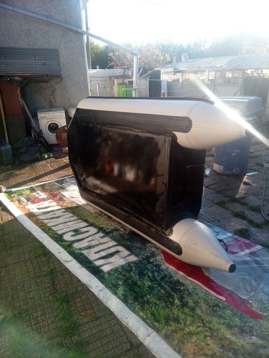 Лодка Омега с мотор ямаха