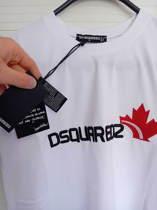 Чисто нова оригинална тениска Dsquared2
