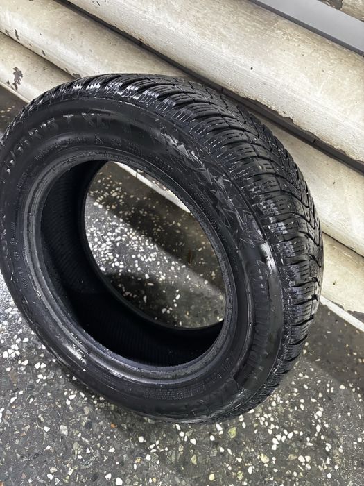 Продам шины 185/65/R15 Continental