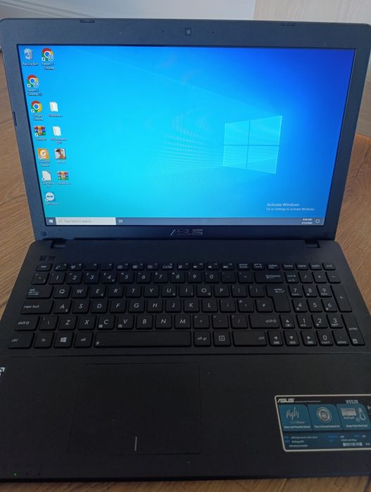 Vând laptop ASUS