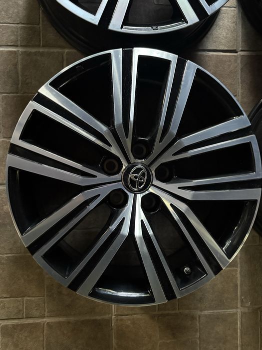 Оригинални джанти Toyota / Тойота 18" 5х114.3