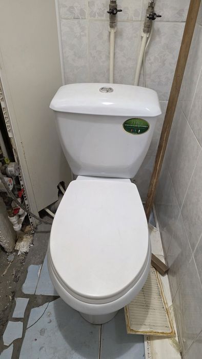 продам унитаз бу