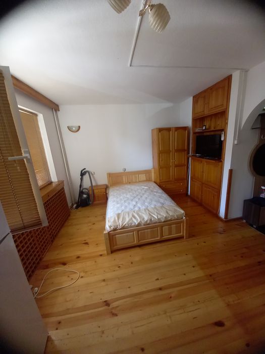 Гарсониера под наем в центъра на гр. Разград