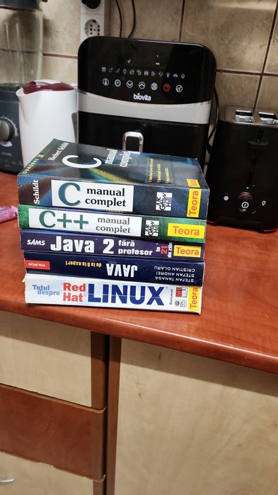 Set cărți IT (Java, Linux)