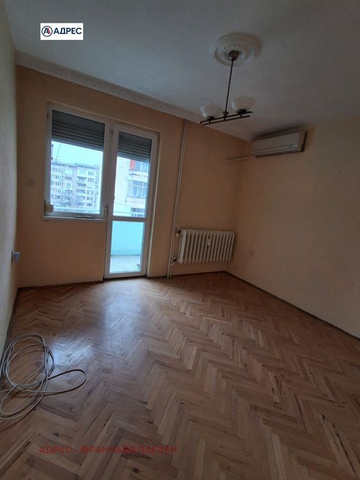 Продава се Многостаен апартамент в Плевен, Идеален център - 103 кв.м за 723 €/кв.м - Снимка #4