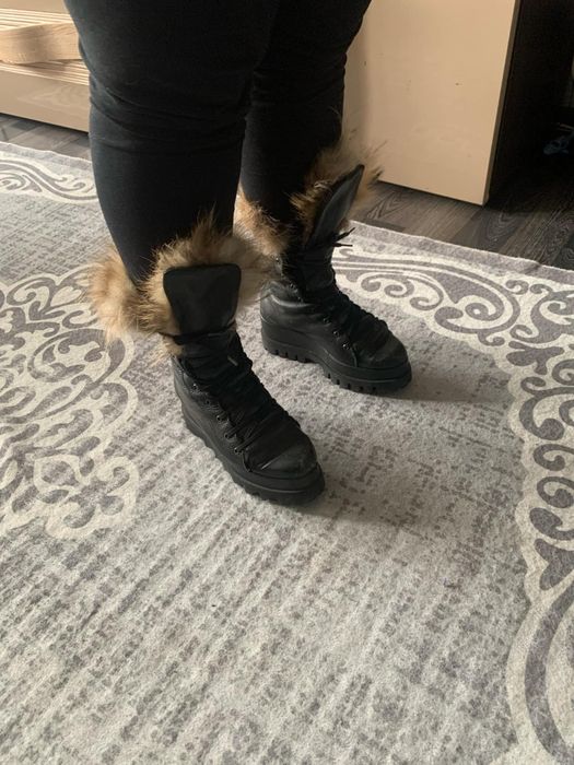 Дамски ботуши естествена кожа с естествен косъ м