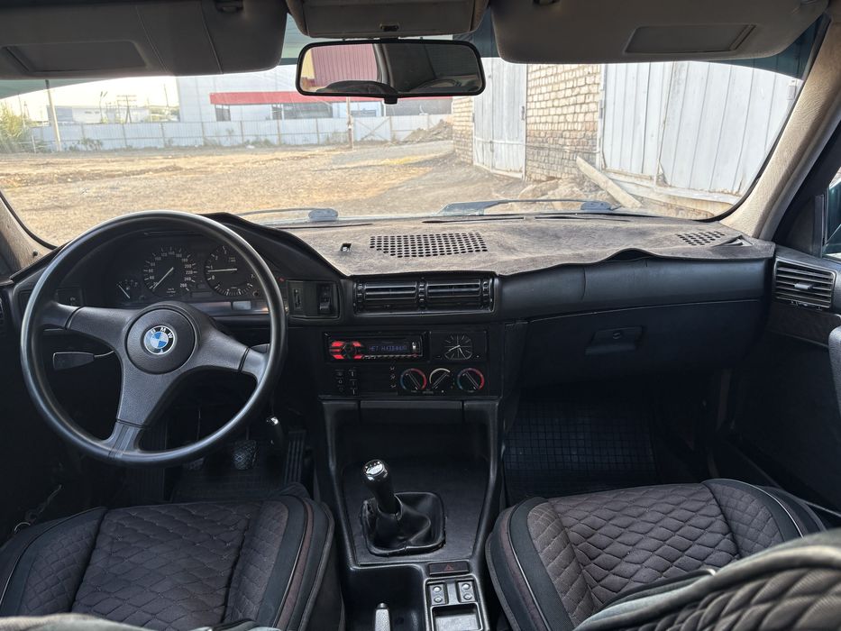 Продается BMW E34 525