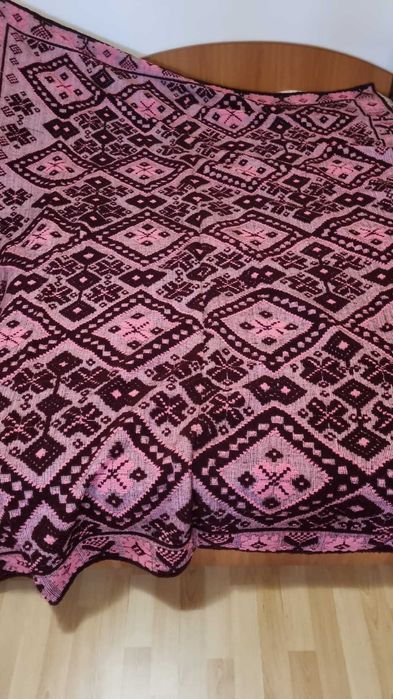 Vand cergi maramures,pături de lâna, cuverturi lucrate manual
