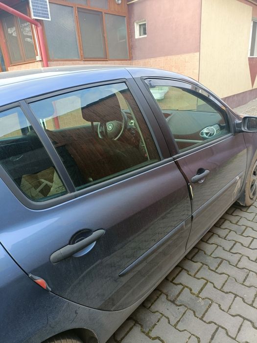 Vând Renault Clio 3