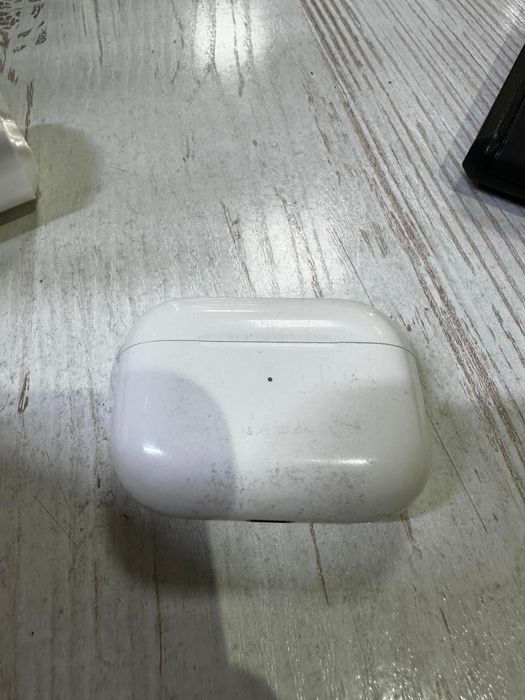 Продам AirPods Pro оригинал