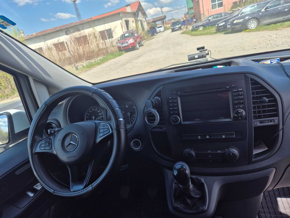 Mercedes Vito Lung
