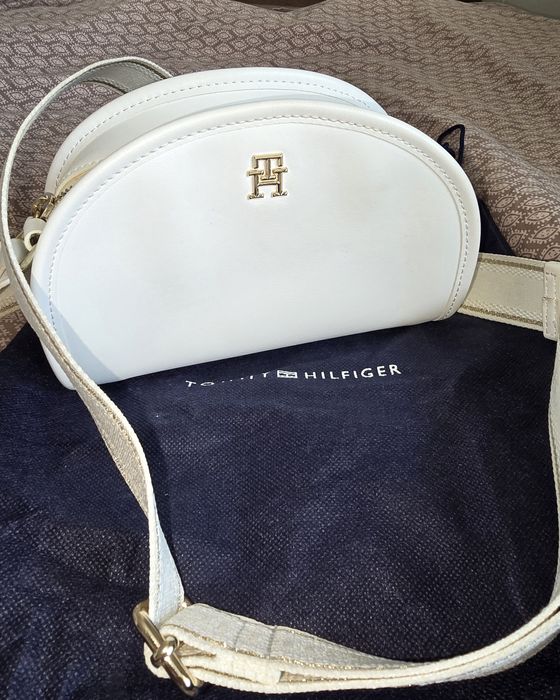 Чанта Tommy Hilfiger