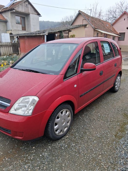 Vând opel meriva
