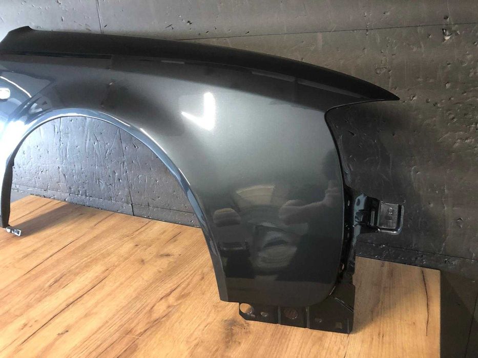 Aripa Fata Dreapta Audi A6 C5 An 1997-2004 (LX7Z (Gri Inchis))