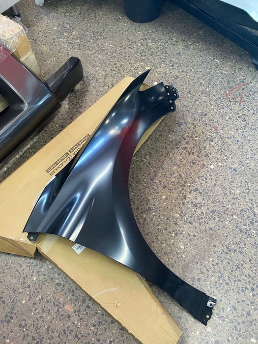 Крыло для Toyota Camry 70