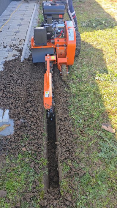 Inchiriez trencher, masina sapat santuri