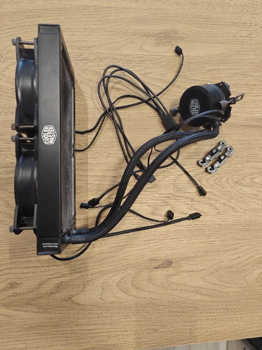 CoolerMaster 240 AIO