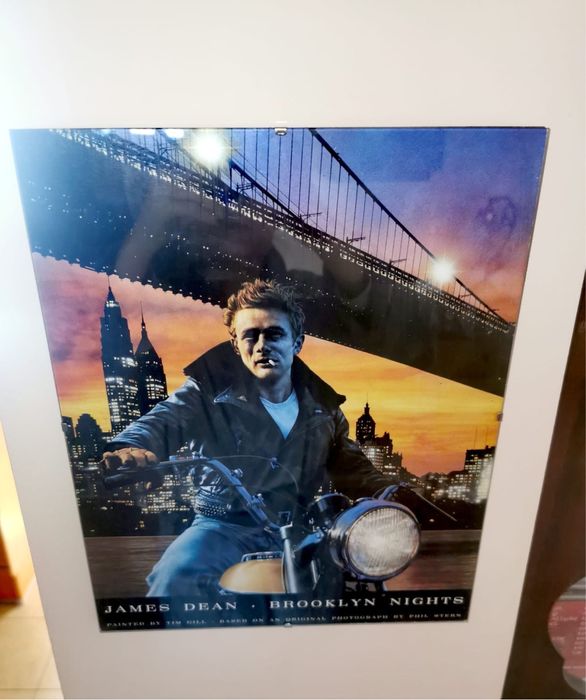 Снимка Декор за стена Джеймс Дийн  холивудска легенда Бруклинския мост