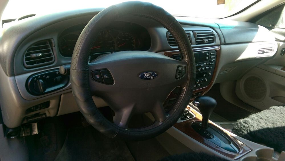 FORD TAURUS Station.Wagon