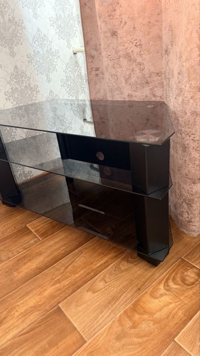 Журнальный столик для телевизора