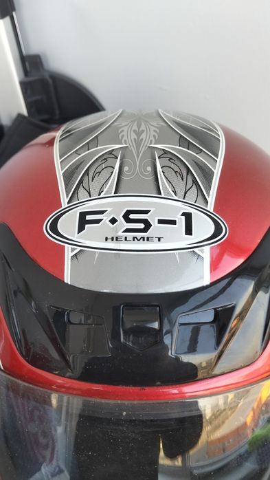 Мотошлем размер 54 60