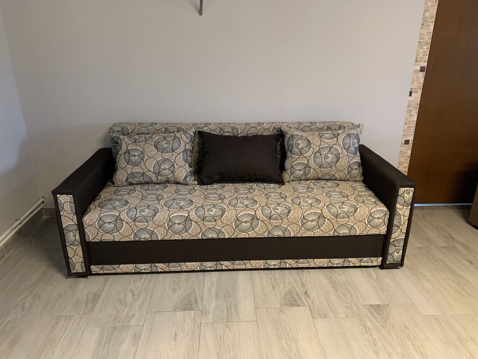 Canapea noua extensibila