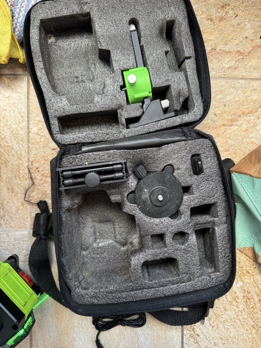 Laser 360 cu accesorii , lumina verde