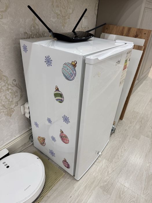 Продам бу маленький холодильник